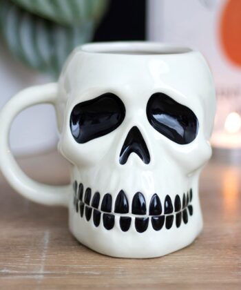 Spooky Skull Mug – Ceramic Halloween Coffee Cup Bring a touch of spooky style to your morning routine with our Skull Mug!