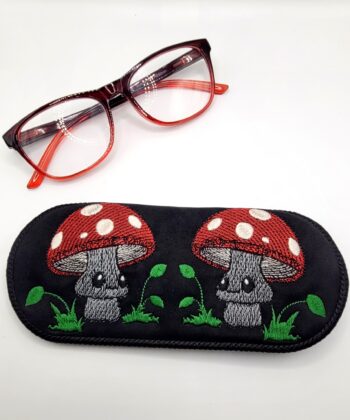 Kawaii Mushroom Guys Glasses Case