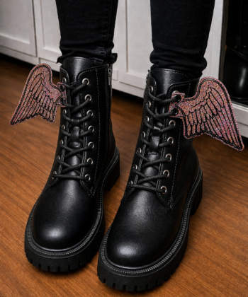 Pink sparkle shoe wings for boots